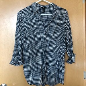 Black and white plaid button up ( H&M )